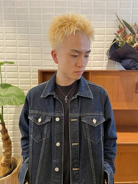 ルアウラフ(LUAU LOUGH) 【YASU】スパイキーショート/Instagram-@yasu_lough_