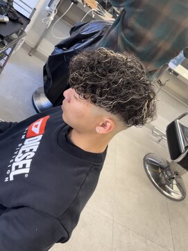 グルーマーズトウキョウ(GROOMER/S TOKYO) スペインカールスパイキーショートブルーブラックメンズ神保町