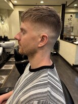 スカイマスターバーバー 渋谷(SKY MASTER BARBER)&nbsp;ミドルスキンフェード<理容室>【床屋/フェード/メンズカット】