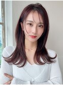 ホワイトグレージュ後れ毛が可愛い顔周りレイヤーミニウルフ