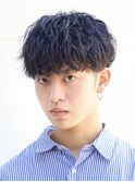 ツイストスパイラルパーマメンズパーマメンズカットバーバー眉毛