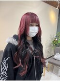 赤ベースのインナー黒