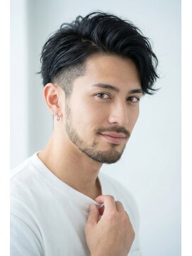 テラス 箕面萱野(Terrace) 流行 イケメン 束感 ナチュラルスマート　アップバング刈り上げ