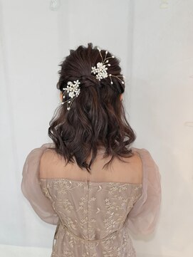 コローレ(Colore) 結婚式参列ヘア ハーフアップ