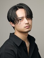 ブラック(BLACK)&nbsp;大人スリックパート MEN’S HAIR/リバースセンターパート/表参道