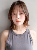 セミディミルクブラウン斜めバングこなれヘアレイヤーカット