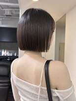 フォト 新宿三丁目(foto)&nbsp;顎下1cm切りっぱなしボブ