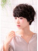 グラデーションカラー＆小顔ダブルバングのワンサイドショート
