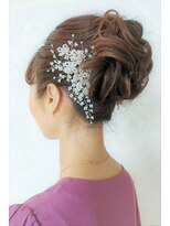ヘアメイクアンドフォトスタジオ ベストシーン 有楽町 東京交通会館 アップスタイル