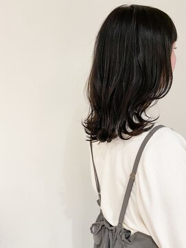 リコ(Rico) 外ハネミディアム×ダークトーン