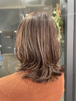 アールヘア ナチュラルアンドオーガニックサロン レイヤーミディ×脱白髪染めハイライト×30代40代50代