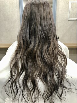 ヴァイオレット(violet) グレージュカラー