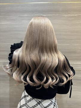 ラビス クローバー(Lovis clover) ピンクミルクティー/グレーベージュ/レイヤーロング