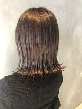 エスケープ トゥ ボナ(ESCAPE to bona.) 髪質改善ケア×ミディアム外ハネボブ ダブルカラー/ハイライト