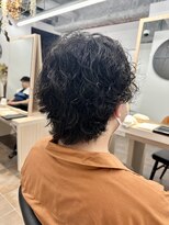 サロンドジョー(salon de joe)&nbsp;ツイストスパイラルパーマメンズマッシュ刈り上げ　奥東巧真