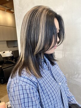 エリマバイフィフス 調布(elima by fifth) コントラストハイライトブリーチショートボブレイヤーミディアム