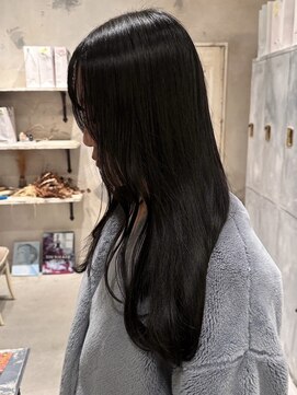 ニュイ(NUIT) ブルーブラックブリーチグレージュ髪質改善トリートメント30代