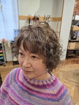 リビングヘアルーム(LIVING HAIR ROOM) パーマ ミディアム