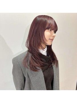 ニコ シモノセキ(NIKO Shimonoseki) 【NIKO】 レイヤーカット/ハッシュカット／韓国風レイヤ 一/赤髪