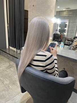 ノエ 心斎橋(Noe) 心斎橋/南船場/髪質改善/ダブルカラー/ブリーチ/エクステ