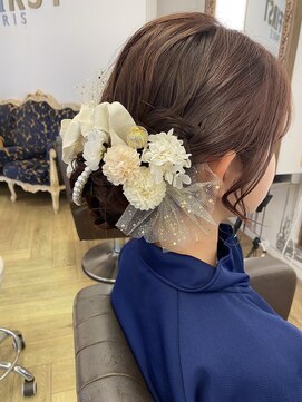コワファースト 大分(COIFF1RST) 成人式/シニヨン/まとめ髪/りぼん/ドライフラワー