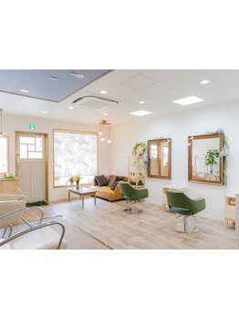 カウンセリングを重視し、お客様1人ひとりに似合うヘアスタイルを提案。納得いくスタイルで毎日を素敵に♪