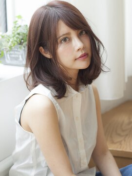 ヴィヴィ(VIVIE) 大人可愛い王道小顔ひし形くびれヘアレイヤーミディ暖色ブラウン