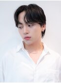 メンズ波巻きセンターパート韓国風黒髪ツーブロックマッシュ