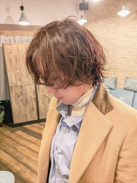 ジェナ(Jena) 根本からショートパーマ　外ハネウルフにも◎