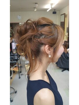 ウィット アンド ラファム Wit &La Famme 三つ編み、縄編みを大胆に崩して