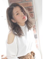 【viewt hair】　ハイライト　ベージュ×切りっぱなし　福山市