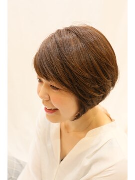 ヘアーズファクトリー パコ(Hair's factory Paco) ショートボブ