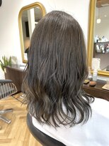 アゲート(agete)&nbsp;アッシュグレージュ×ミディアムロング