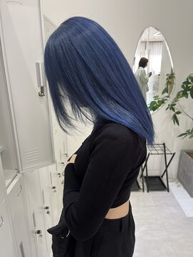 ジーナ 福岡天神(Zina) 【ブリーチ】Blue color