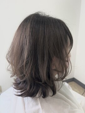 クローバーズ(CLOVERS) ふんわり外ハネボブ