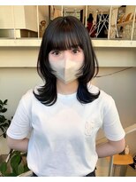 アクアオモテサンドウ(ACQUA omotesando) 小顔になれる♪ミディアムウルフカット