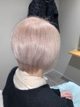 ぷう 40代50代60代◎グレイヘアボブ 袋町/白髪染め/カット