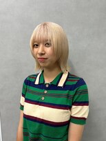 プシュケ(PSYCHE)&nbsp;20代30代40代×レイヤー ホワイトブロンド×ウルフミディアム