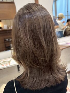 ルイ(ROUIS produced by LUCK 津田沼) ROUIS 津田沼 ベージュ×ハイライト