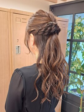 綺麗めロングハーフアップ《西新/百道浜》ヘアセット/うる艶ヘア