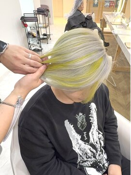 リアン 上尾店(Rien) シルバー×イエロー