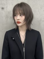 エイチ ウルフカット 大阪梅田(811) 50代ハンサムショートショートバレイヤージュクラゲヘアパーマ