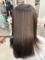 シルク バイ エスト 成増店(silk by est)&nbsp;ハイライトとインナーカラー（ブリーチ毛）の縮毛矯正