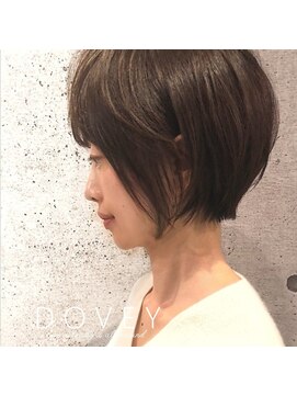 ダヴィ(DOVEY) 【DOVEY】毛量が多い髪を“コンパクト”に長さを感じるショート