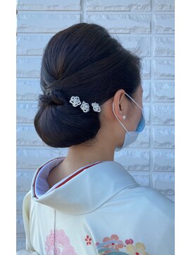 ルシエル バイ カトレアグループ(Le Ciel) シニヨンアレンジ