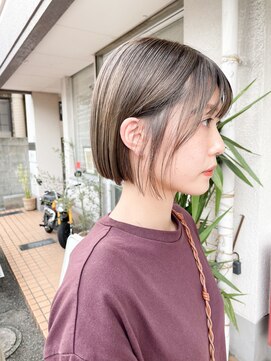 ダット(Dat) ☆トレンド☆ハイライトグレージュ×ミニボブ