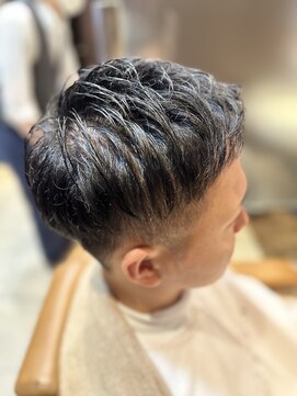 ヘアーモードキクチ 神田日銀通り店 【神田】2ブロックビジネス