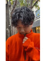 エイトデイズ 三宮駅前店(EIGHT days) 波打ちスパイラル