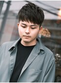 メンズ 丸さとメリハリのある束感ツーブロックマッシュ