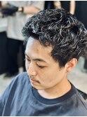 外人風ソフトツイストピンパーマアップバングスパイキーショート